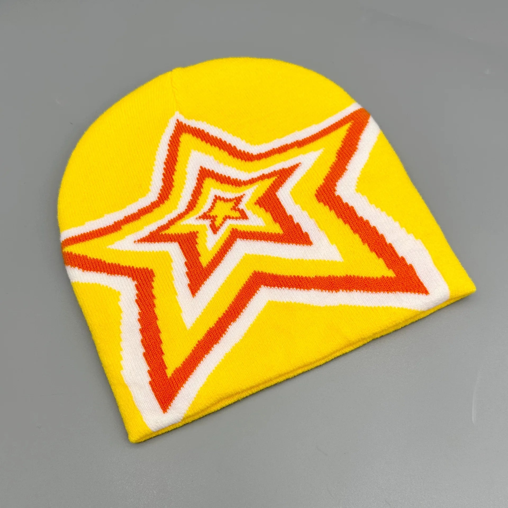 Beanie With Star Galb